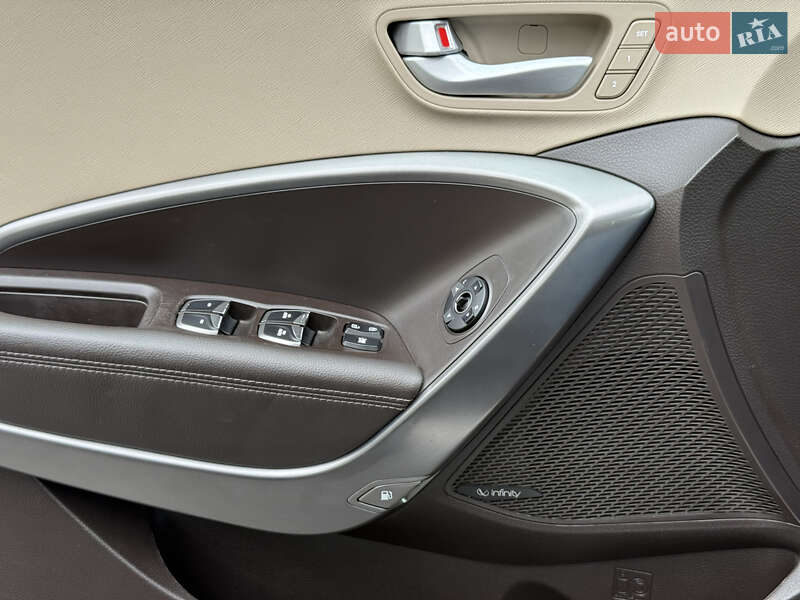 Позашляховик / Кросовер Hyundai Santa FE 2017 в Одесі