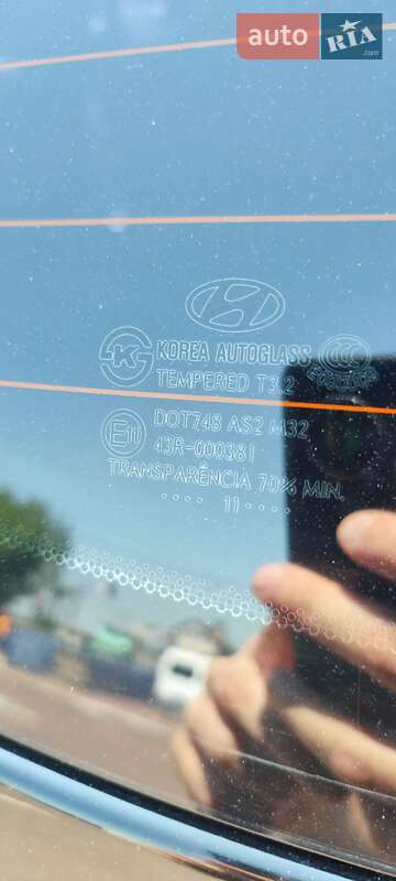 Позашляховик / Кросовер Hyundai Santa FE 2011 в Житомирі