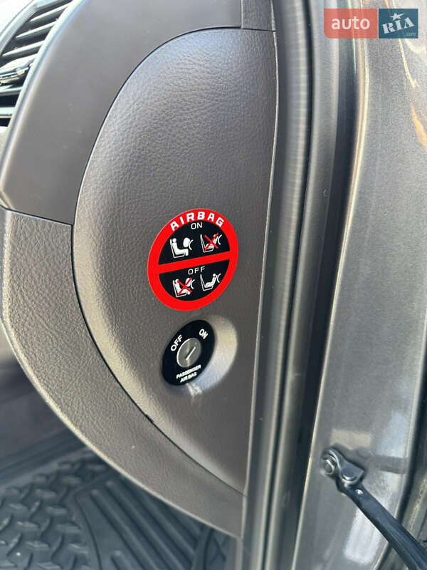 Внедорожник / Кроссовер Hyundai Santa FE 2010 в Ивано-Франковске