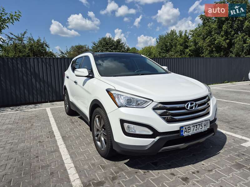 Внедорожник / Кроссовер Hyundai Santa FE 2015 в Виннице