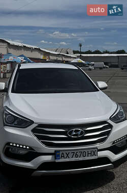 Внедорожник / Кроссовер Hyundai Santa FE 2016 в Харькове