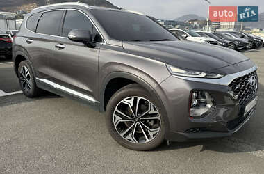 Внедорожник / Кроссовер Hyundai Santa FE 2019 в Киеве