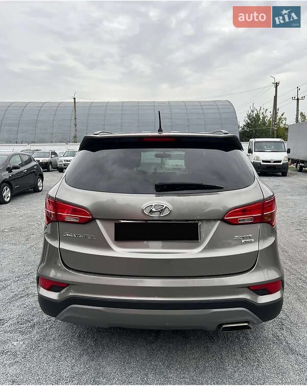 Позашляховик / Кросовер Hyundai Santa FE 2018 в Рівному