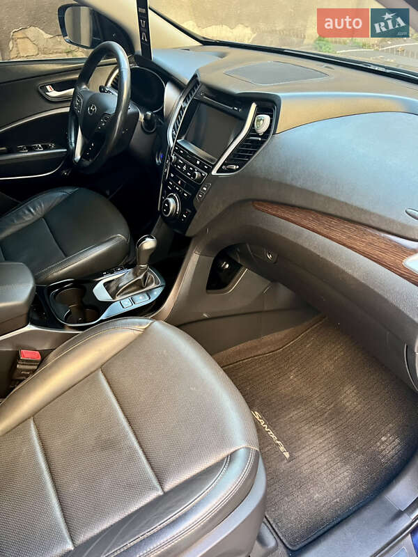 Внедорожник / Кроссовер Hyundai Santa FE 2017 в Одессе