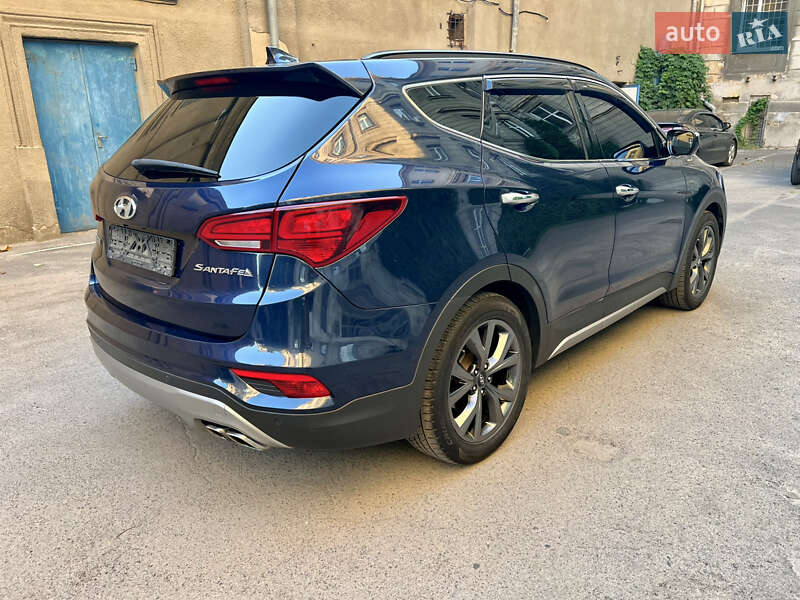 Внедорожник / Кроссовер Hyundai Santa FE 2017 в Одессе