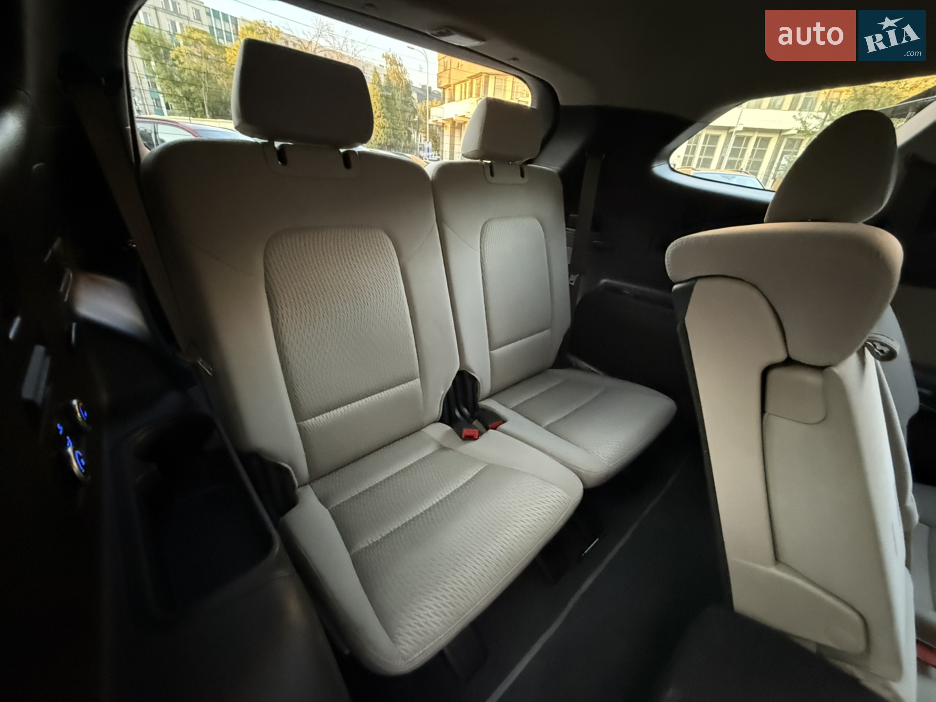 2015 Hyundai Santa Fe - мініатюра 43