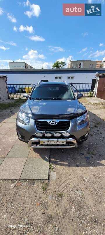 Позашляховик / Кросовер Hyundai Santa FE 2011 в Сумах