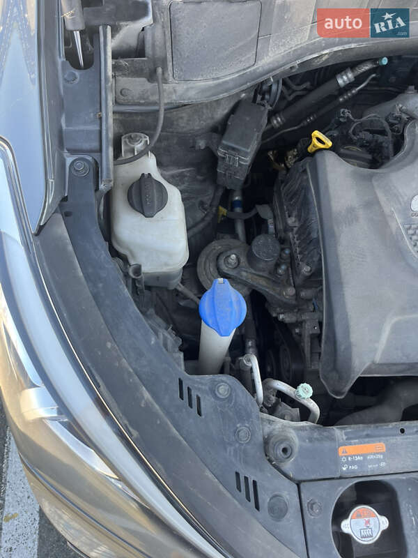 Внедорожник / Кроссовер Hyundai Santa FE 2017 в Киеве фото 19 Внедорожник / Кроссовер Hyundai Santa FE 2017 в Киеве