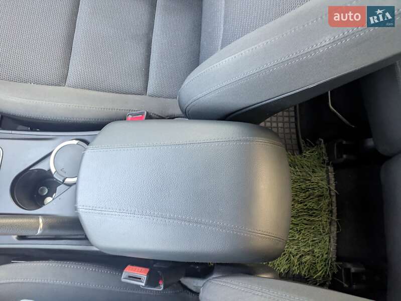 Позашляховик / Кросовер Hyundai Santa FE 2014 в Бердичеві фото 26 Позашляховик / Кросовер Hyundai Santa FE 2014 в Бердичеві