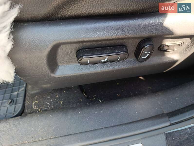 Позашляховик / Кросовер Hyundai Santa FE 2010 в Жашківу