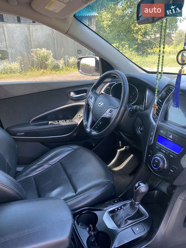 Позашляховик / Кросовер Hyundai Santa FE 2013 в Рогатині