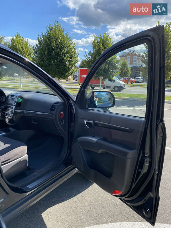 Позашляховик / Кросовер Hyundai Santa FE 2011 в Бучі