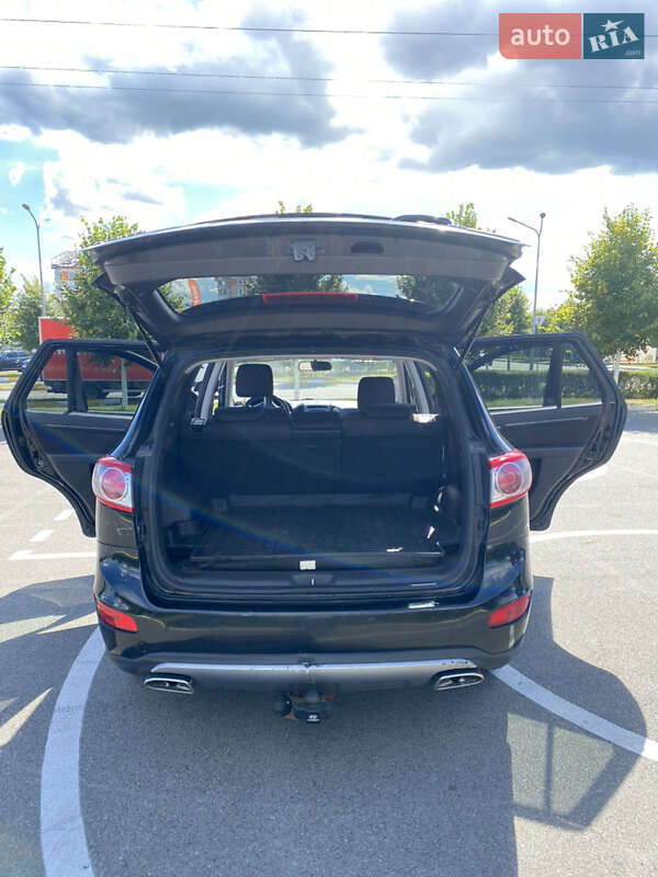 Позашляховик / Кросовер Hyundai Santa FE 2011 в Бучі