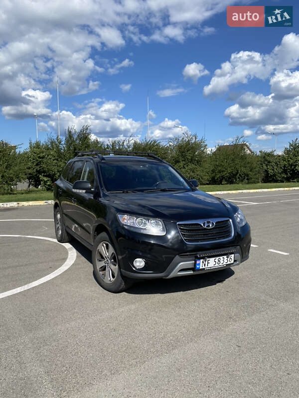 Позашляховик / Кросовер Hyundai Santa FE 2011 в Бучі