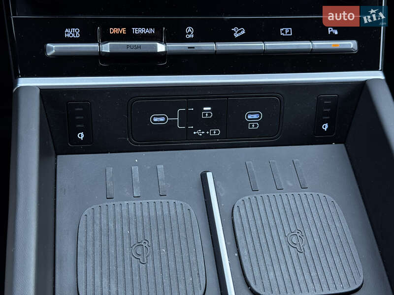 Внедорожник / Кроссовер Hyundai Santa FE 2024 в Киеве