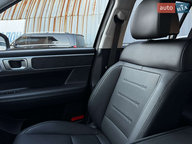 Внедорожник / Кроссовер Hyundai Santa FE 2024 в Киеве