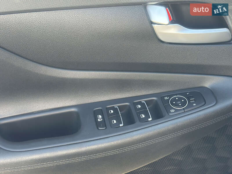 Внедорожник / Кроссовер Hyundai Santa FE 2022 в Киеве фото 11 Внедорожник / Кроссовер Hyundai Santa FE 2022 в Киеве