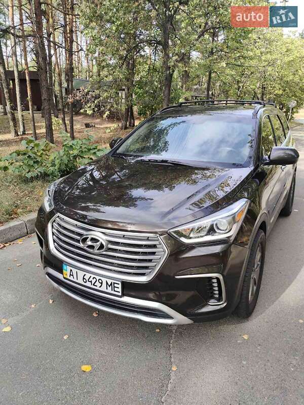 Внедорожник / Кроссовер Hyundai Santa FE 2016 в Киеве