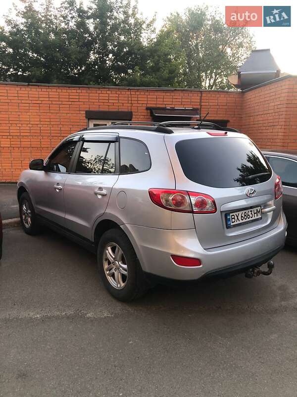 Позашляховик / Кросовер Hyundai Santa FE 2010 в Києві