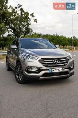 Внедорожник / Кроссовер Hyundai Santa FE 2016 в Хмельницком