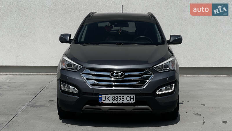 Позашляховик / Кросовер Hyundai Santa FE 2012 в Луцьку