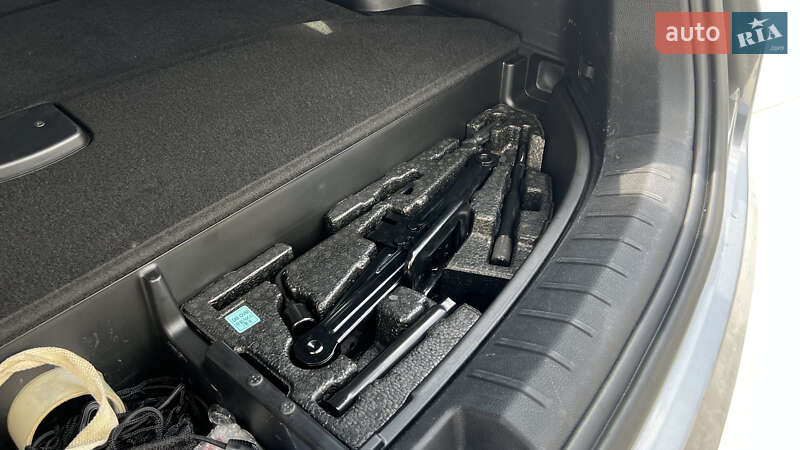 Позашляховик / Кросовер Hyundai Santa FE 2012 в Луцьку