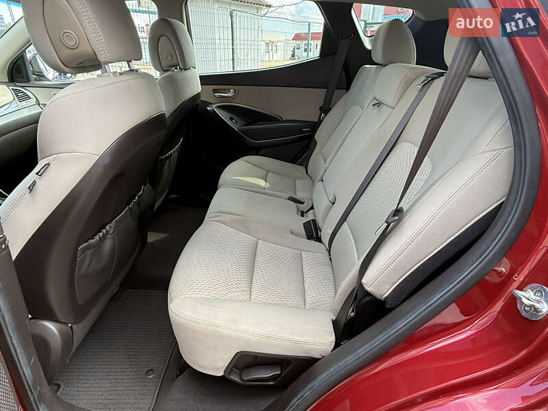 Позашляховик / Кросовер Hyundai Santa FE 2016 в Києві