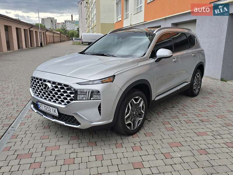 Внедорожник / Кроссовер Hyundai Santa FE 2022 в Ивано-Франковске