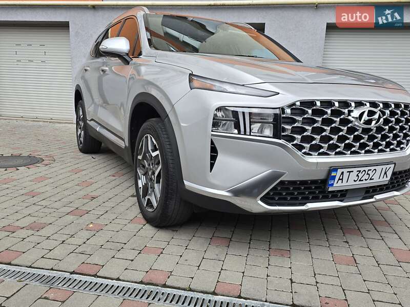 Внедорожник / Кроссовер Hyundai Santa FE 2022 в Ивано-Франковске