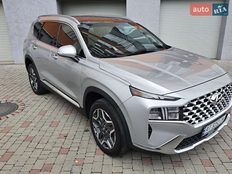 Внедорожник / Кроссовер Hyundai Santa FE 2022 в Ивано-Франковске