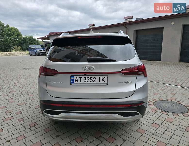 Внедорожник / Кроссовер Hyundai Santa FE 2022 в Ивано-Франковске