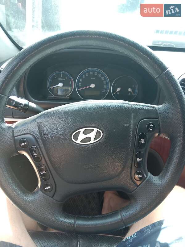 Внедорожник / Кроссовер Hyundai Santa FE 2007 в Сумах