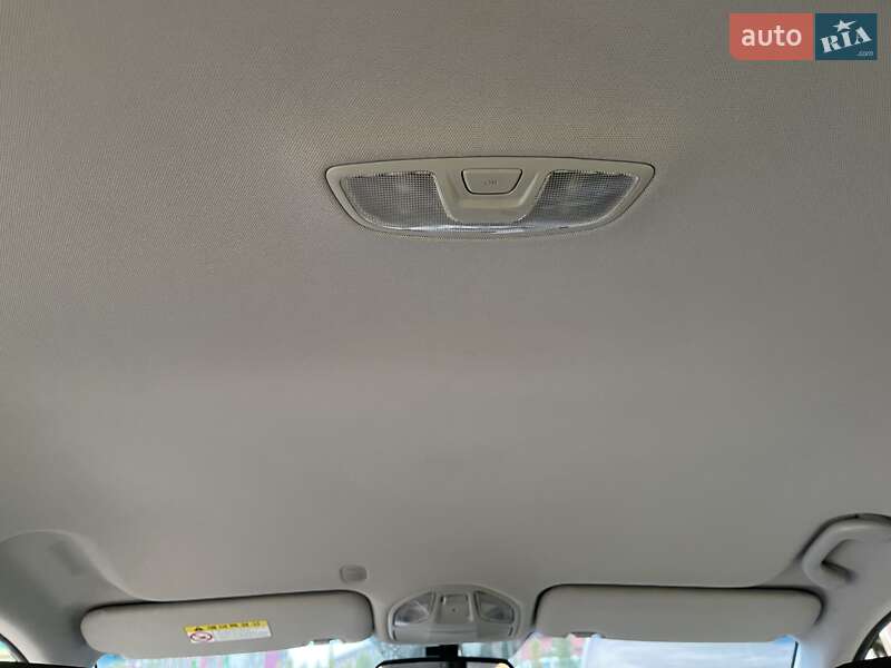 Внедорожник / Кроссовер Hyundai Santa FE 2014 в Луцке