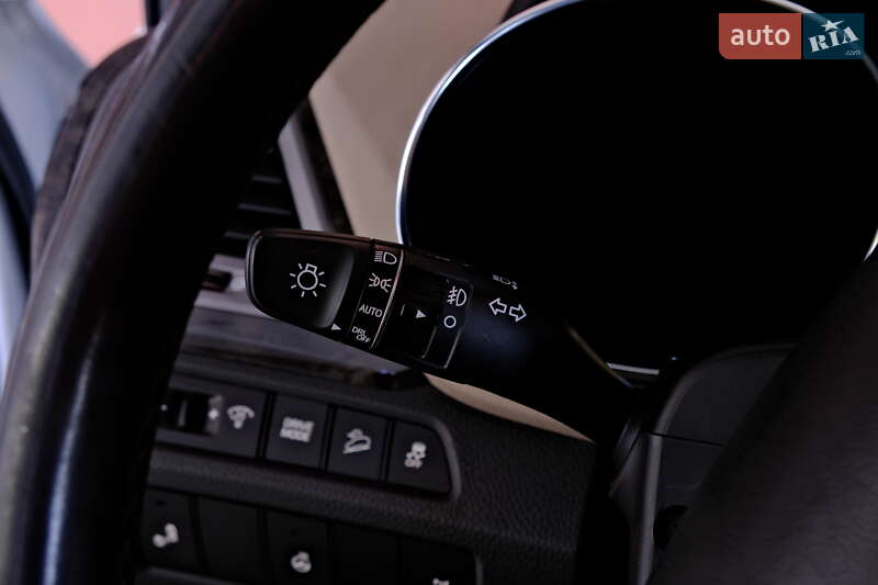 Позашляховик / Кросовер Hyundai Santa FE 2016 в Одесі