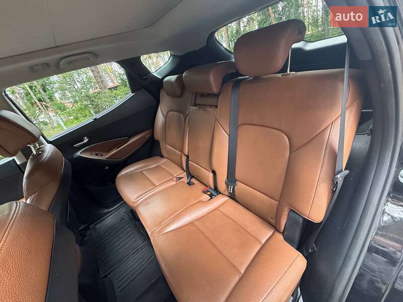 Позашляховик / Кросовер Hyundai Santa FE 2016 в Броварах