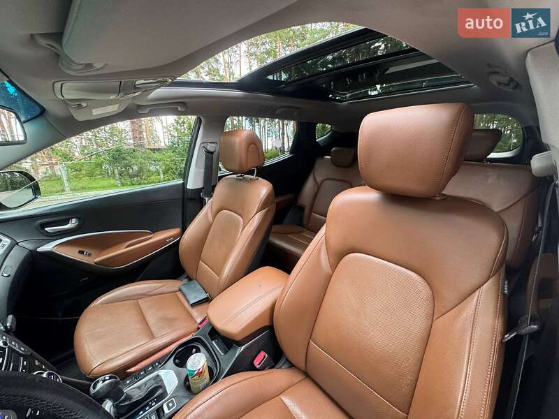 Позашляховик / Кросовер Hyundai Santa FE 2016 в Броварах