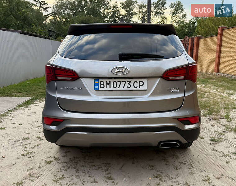 Позашляховик / Кросовер Hyundai Santa FE 2016 в Сумах