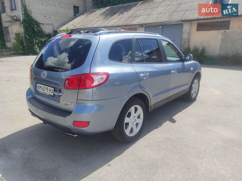 Позашляховик / Кросовер Hyundai Santa FE 2006 в Житомирі