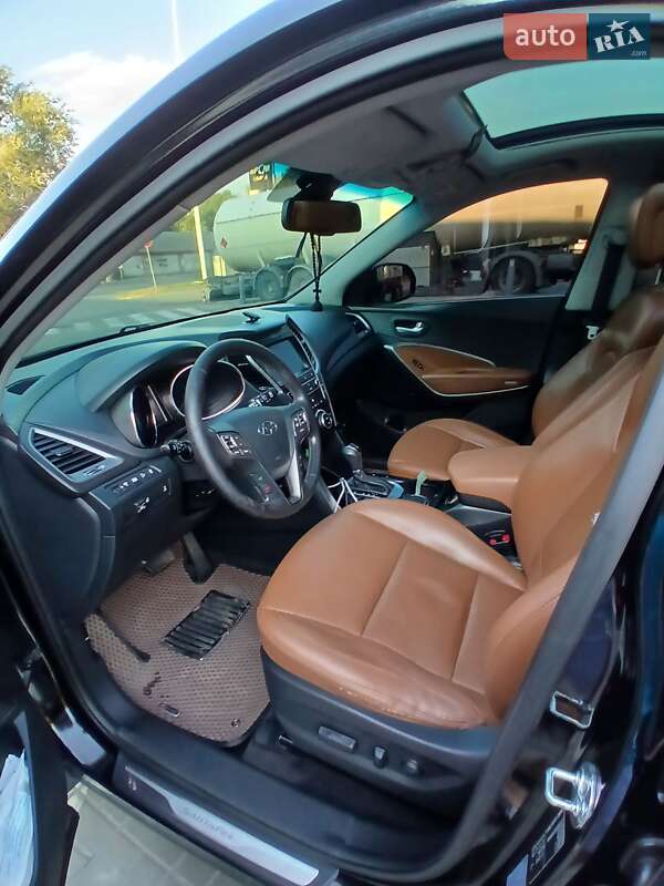 Позашляховик / Кросовер Hyundai Santa FE 2016 в Дніпрі