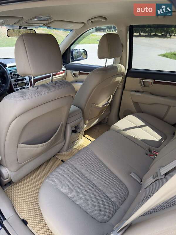 Внедорожник / Кроссовер Hyundai Santa FE 2009 в Ватутино