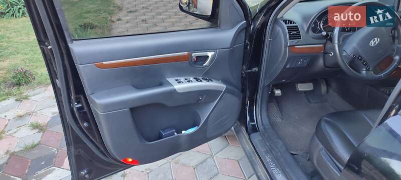 Внедорожник / Кроссовер Hyundai Santa FE 2009 в Черновцах