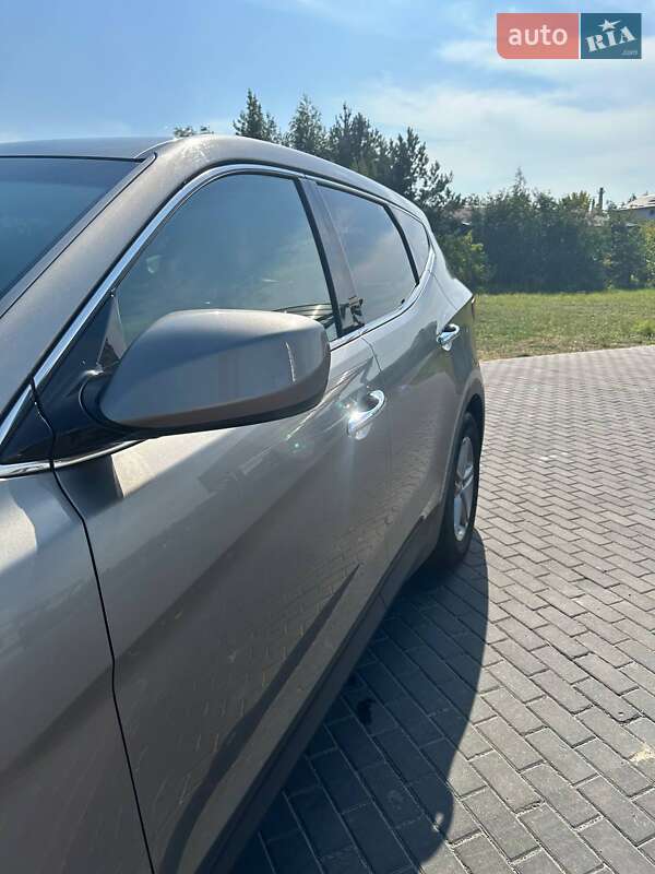 Внедорожник / Кроссовер Hyundai Santa FE 2018 в Луцке