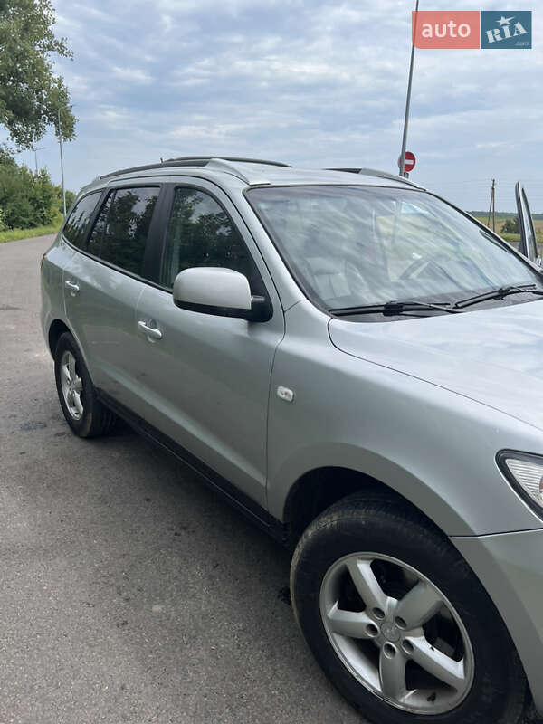 Позашляховик / Кросовер Hyundai Santa FE 2007 в Володимирі