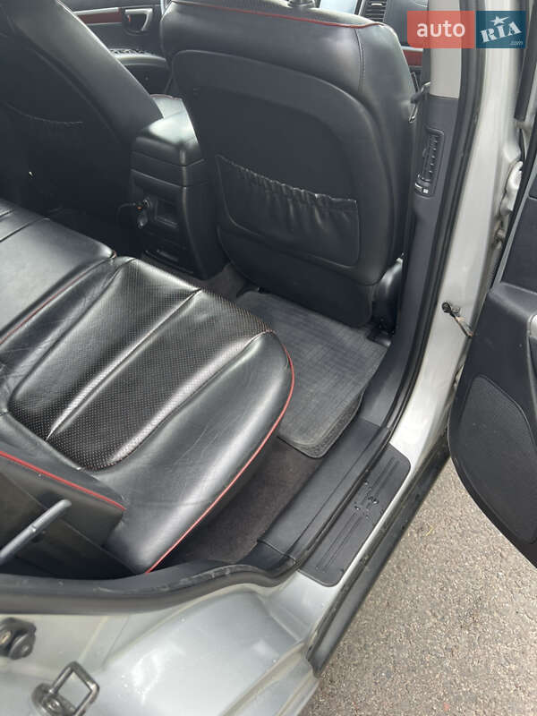 Позашляховик / Кросовер Hyundai Santa FE 2007 в Володимирі