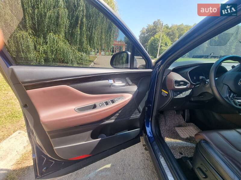 Позашляховик / Кросовер Hyundai Santa FE 2018 в Івано-Франківську