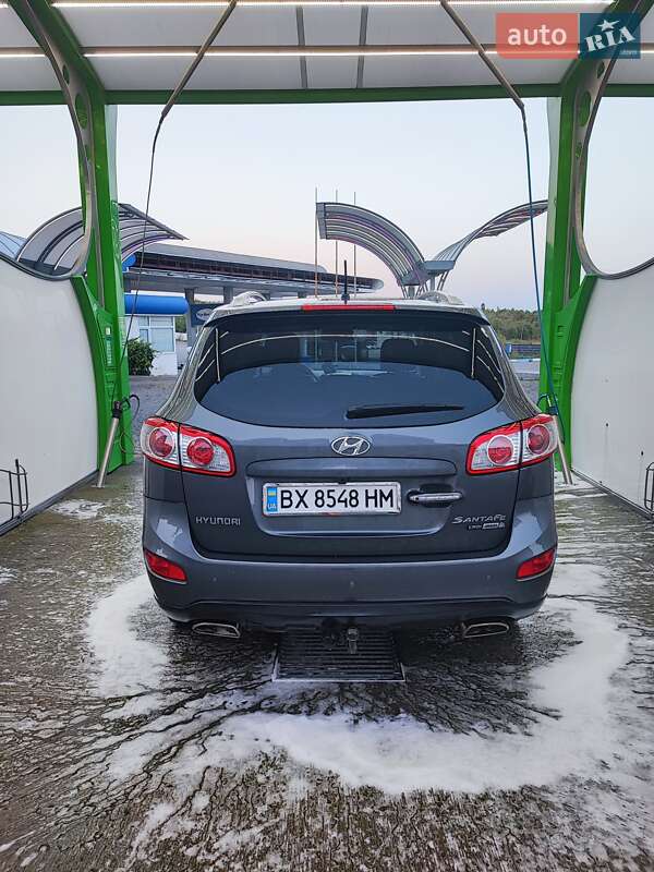 Внедорожник / Кроссовер Hyundai Santa FE 2010 в Хмельницком