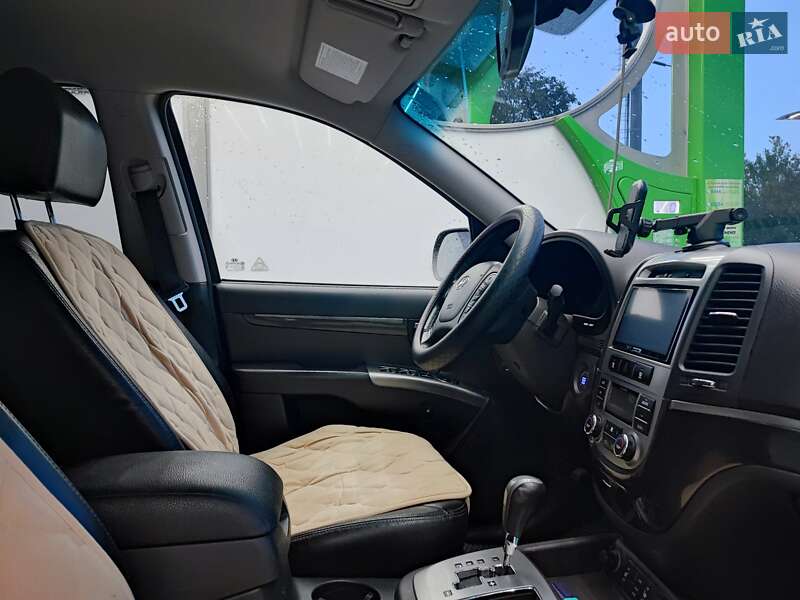Внедорожник / Кроссовер Hyundai Santa FE 2010 в Хмельницком