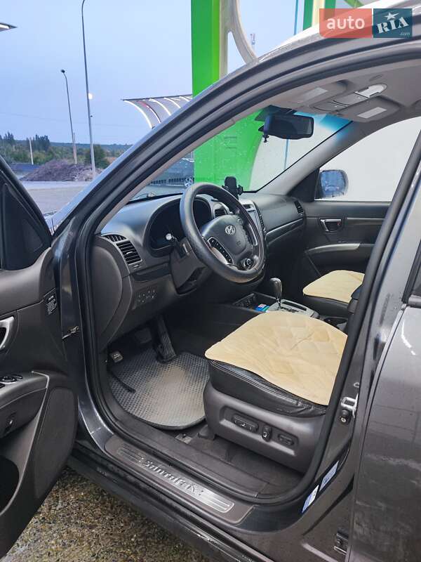 Внедорожник / Кроссовер Hyundai Santa FE 2010 в Хмельницком