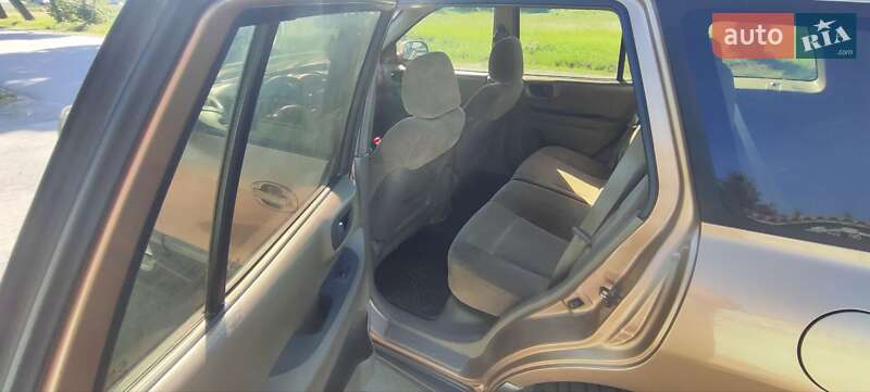 Внедорожник / Кроссовер Hyundai Santa FE 2001 в Тернополе