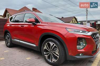 Внедорожник / Кроссовер Hyundai Santa FE 2019 в Ивано-Франковске